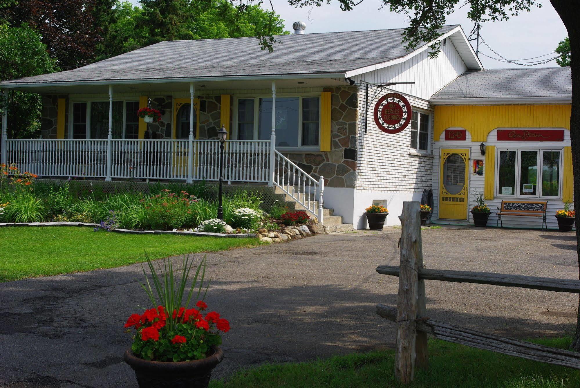 Atelier Galerie Anne Drouin Peinture & Pension Sainte-Julie Eksteriør bilde